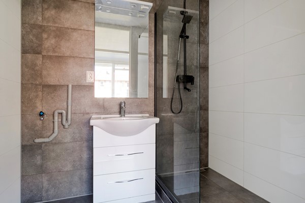 Medium property photo - Graaf Balderikstraat 85, 3032 HD Rotterdam